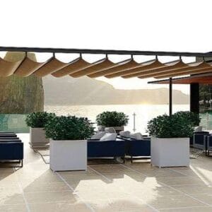 Bạt che dạng Xếp Lớp Sân chơi biệt thự