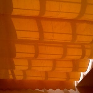 Bạt che nắng mưa dạng mái xếp Lớp giếng trời