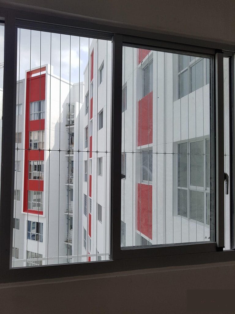 Lưới an Toàn Cửa Sổ Dạng Cửa Lùa